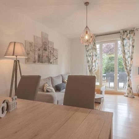 Garden Apartment Next To Disneyland Bussy-Saint-Georges Esterno foto