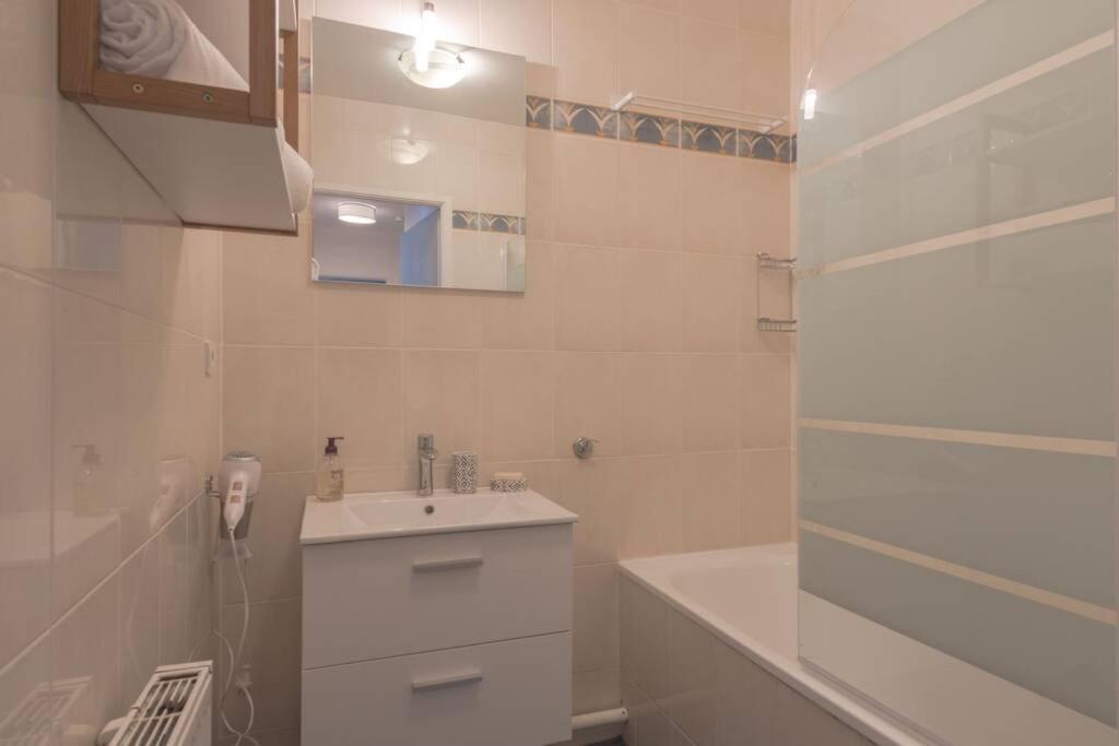 Garden Apartment Next To Disneyland Bussy-Saint-Georges Esterno foto